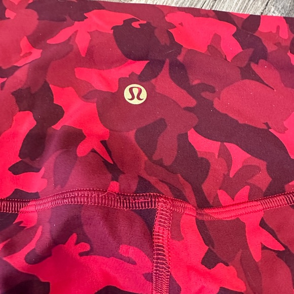 RARE NWT year of the rabbit (2023) lunar new year cropped align sz 6 - Picture 5 of 5